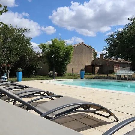 Domaine Des Tilleuls Val-de-Livenne